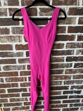Halara UltraSculpt Tummy Control Training Jumpsuit Pockets Hot Pink Size XS NWT